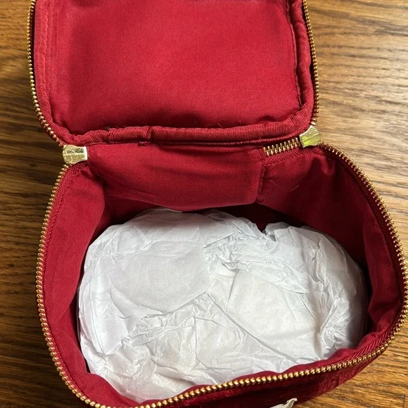 [new] mini vanity in red crushed velvet - Picture 4 of 4